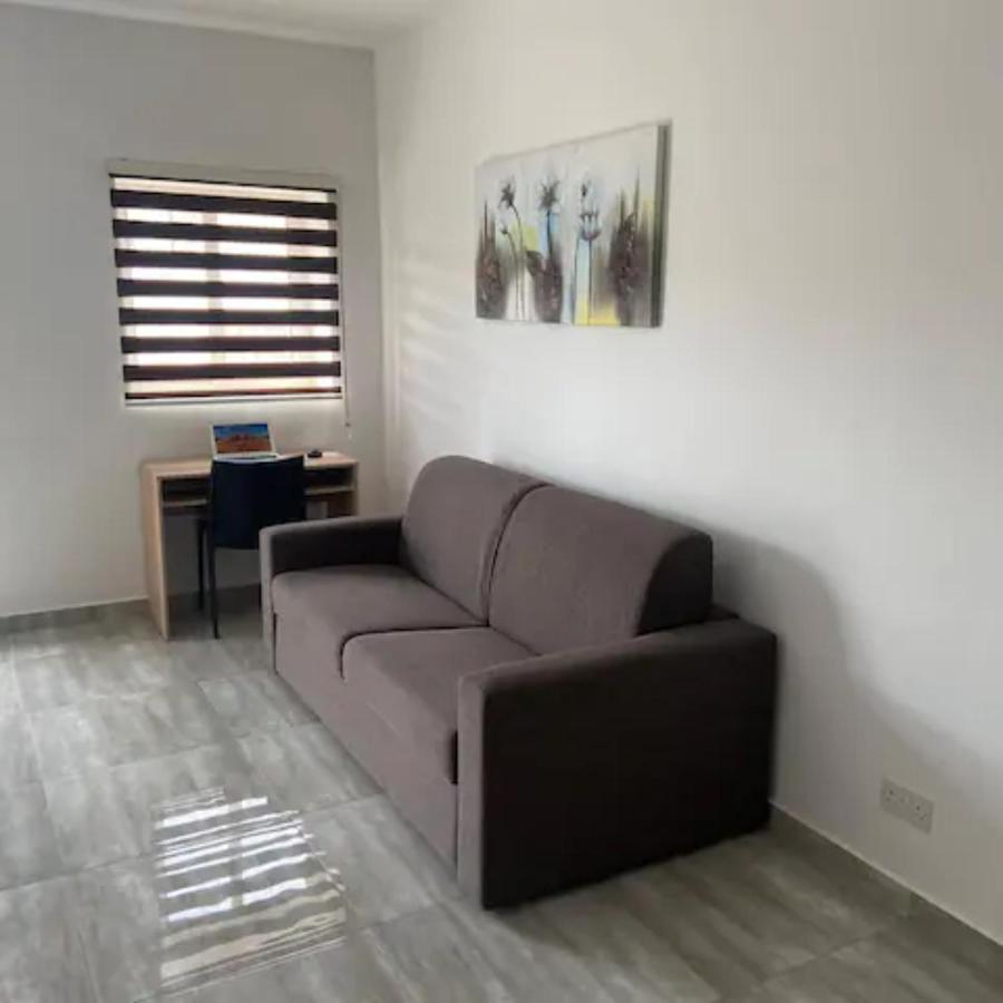 F10 Room 1, Private Double Room With Private Bathroom In Shared Flat Мсида Экстерьер фото